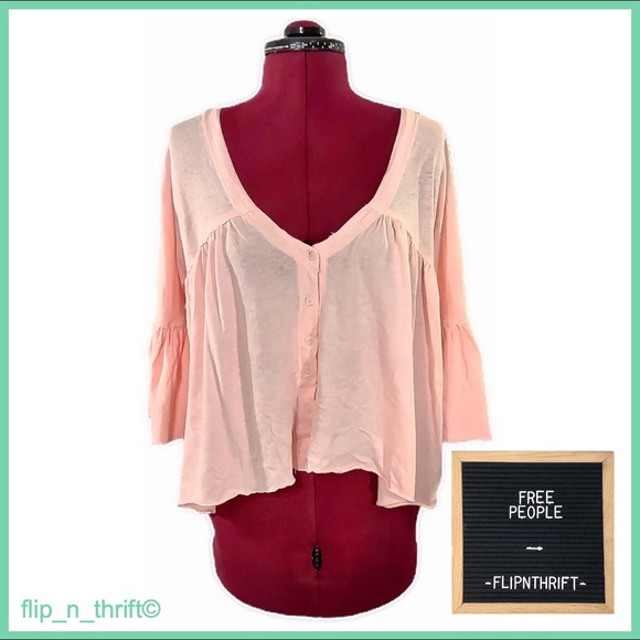 ๐HP๐๐ทNWT ๐ธFREE PEOPLE Sweet Little Button Tee - Picture 1 of 8